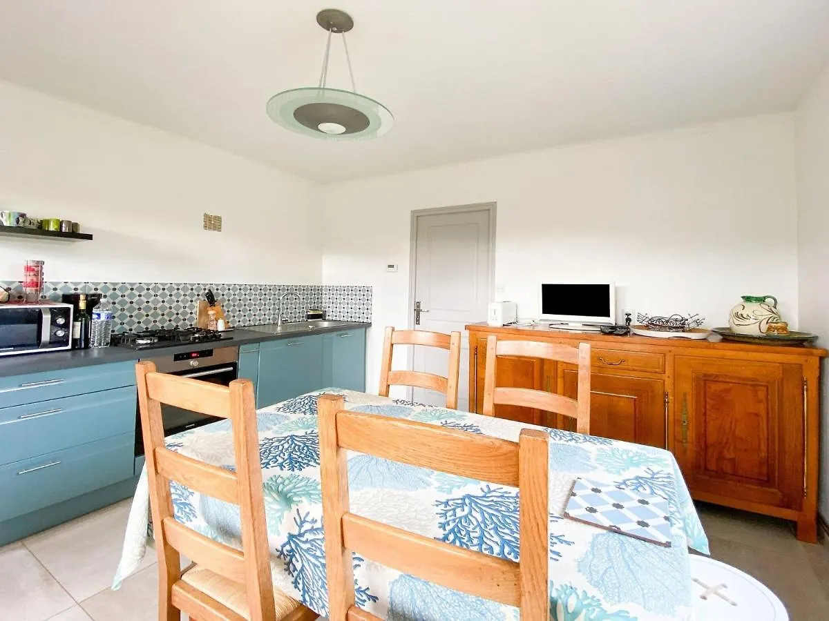Holiday Home Only 2Km From Tr Veneuc Beach سان-كواي-بورتريو